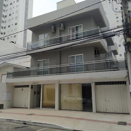 Apartamento No Centro - 1 Balneário Camboriú Kültér fotó